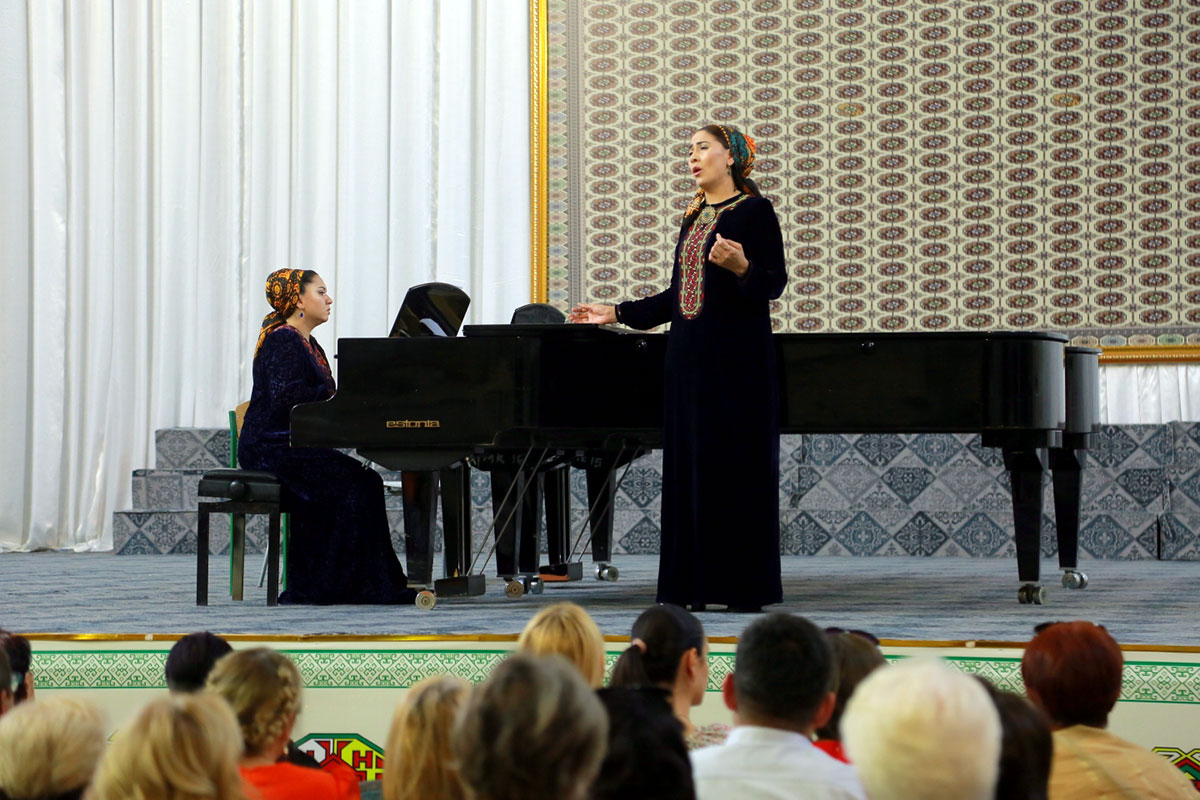Soloists of the Conservatory performed a concert for the International Music Day