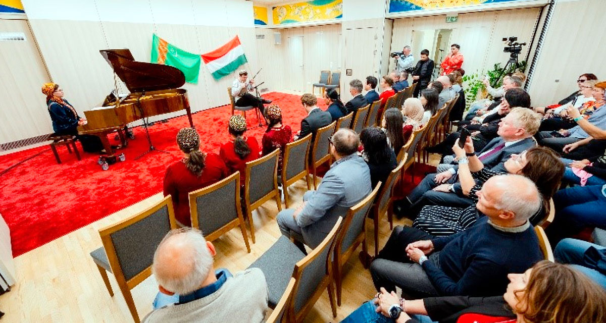 Events dedicated to the peaceful neutrality policy of Turkmenistan were held in Austria and Hungary