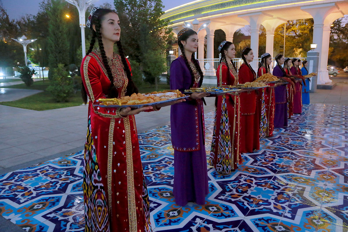 An evening of Turkmen-Uzbek friendship took place in «Tashkent» park