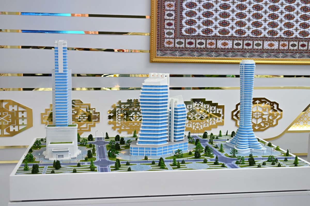 Awazada halkara forum geçirilýär