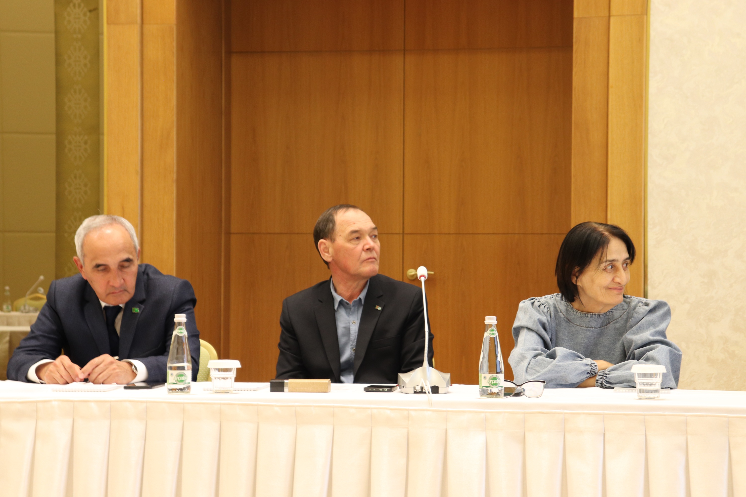 Ведущие учёные Туркменистана рассмотрели меры, направленные на улучшение системы мониторинга состояния природных ресурсов