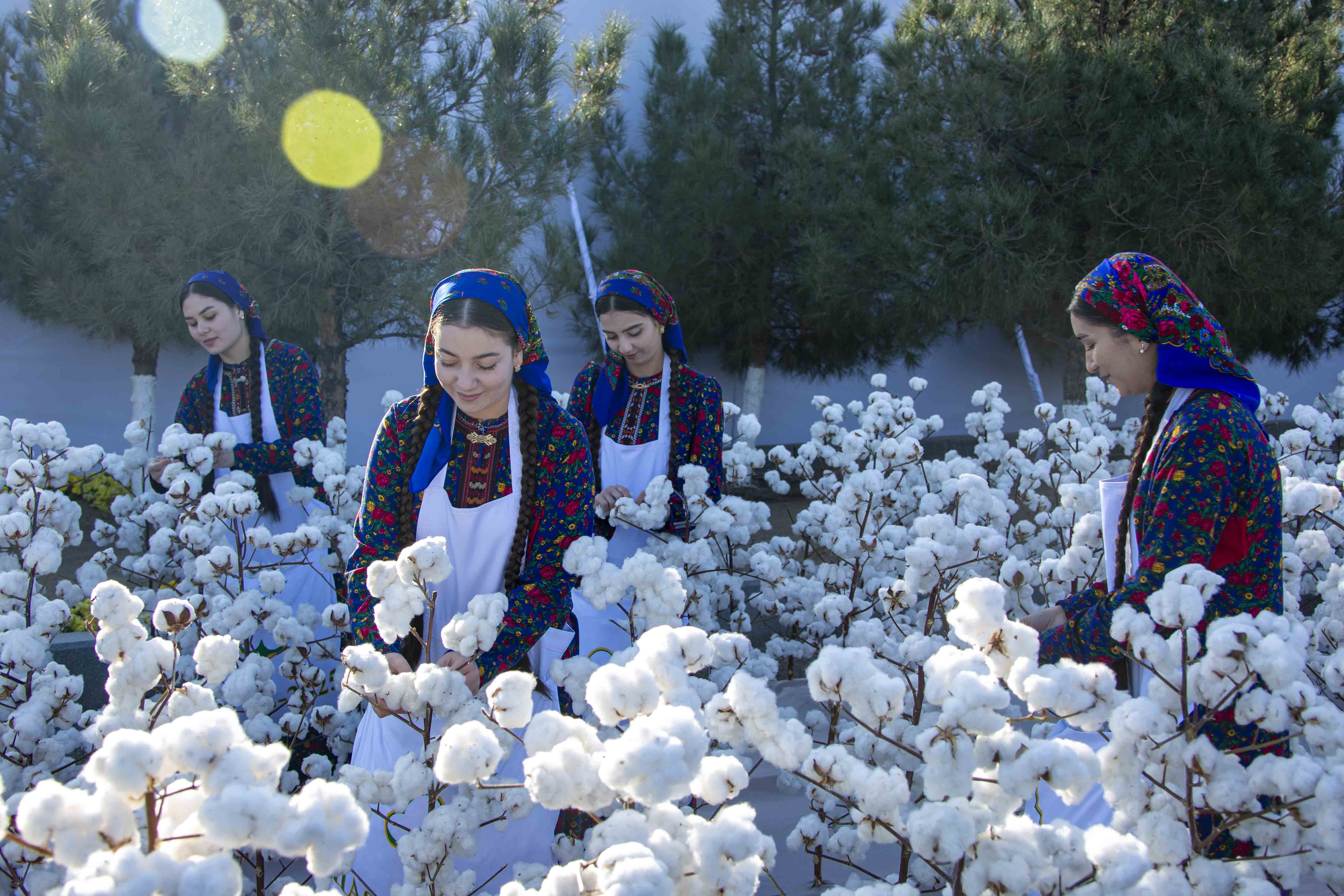 Sahawatly türkmen topragynyň şanyna baýramçylyk dabaralary