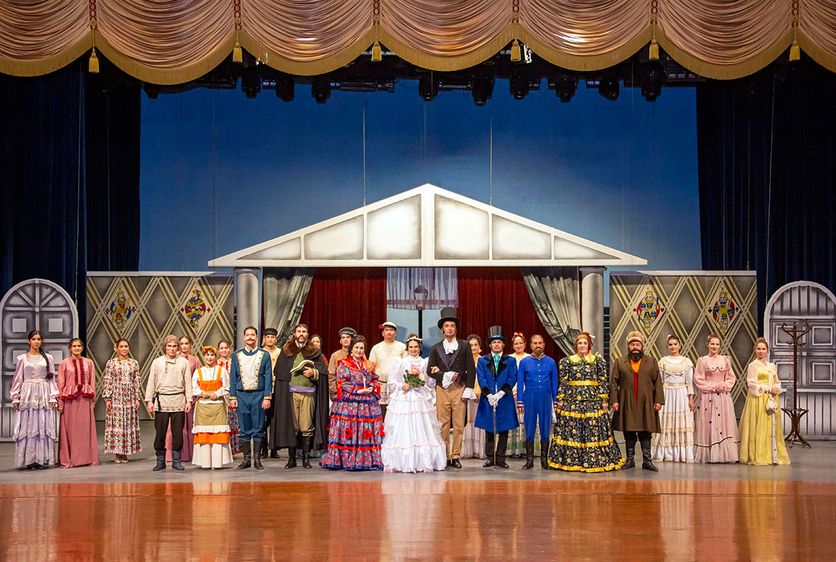 “The Marriage” by Gogol versus “The Marriage” by Ostrovsky