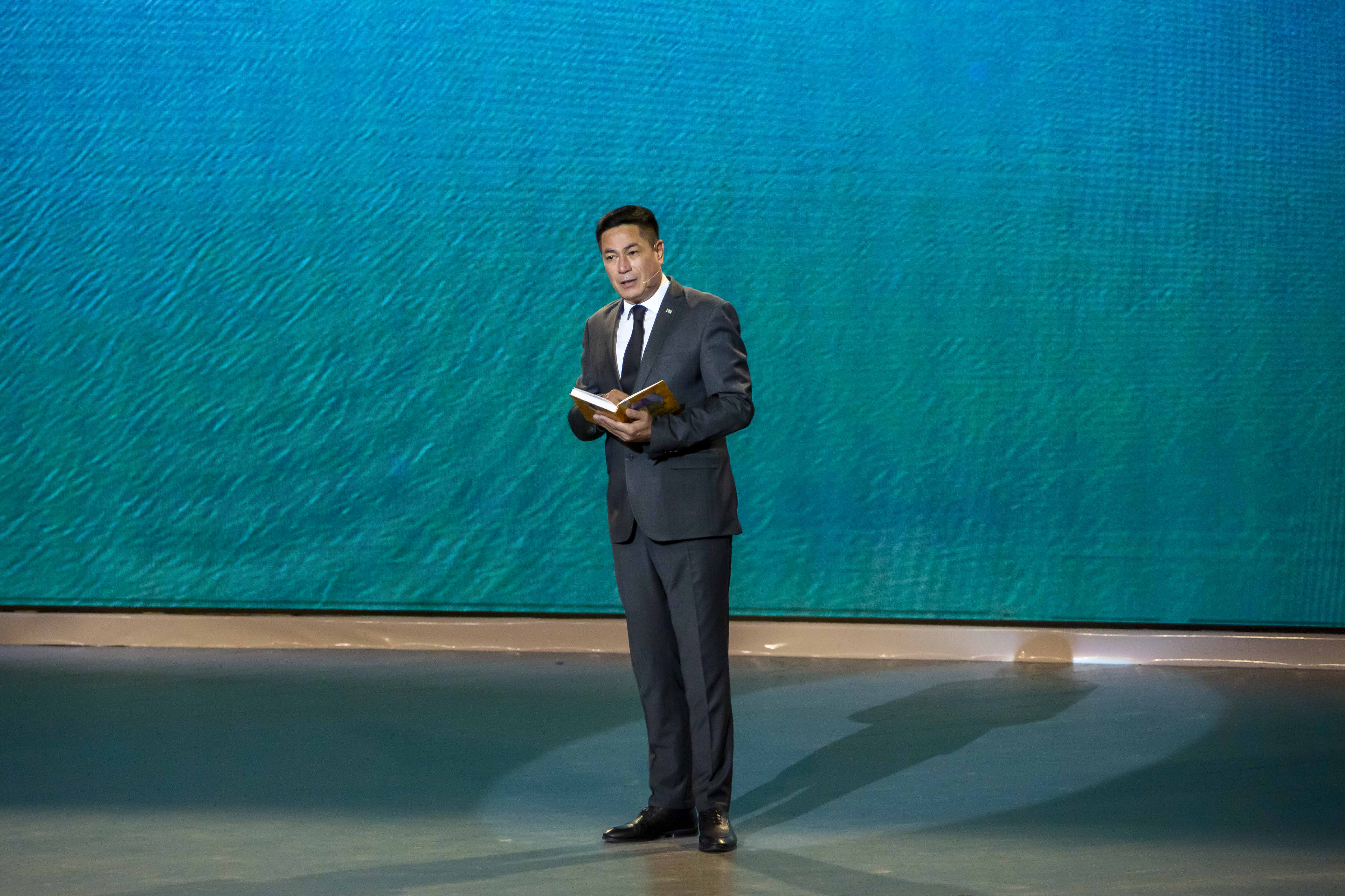 Şahyr Gurbannazar Ezizowa bagyşlanan döredijilik agşamy