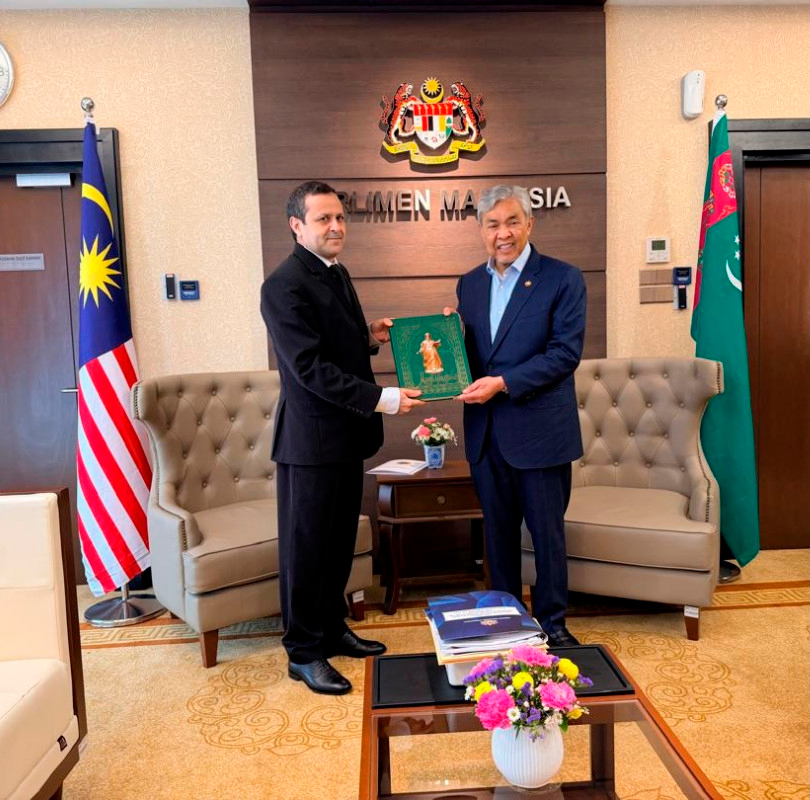 Türkmenistanyň Malaýziýadaky Ilçisi Malaýziýanyň Premýer-ministriniň orunbasary bilen duşuşdy