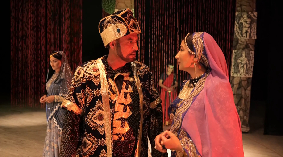 Daşary ýurt sahna eserleri Türkmenistanyň teatr sahnalarynda