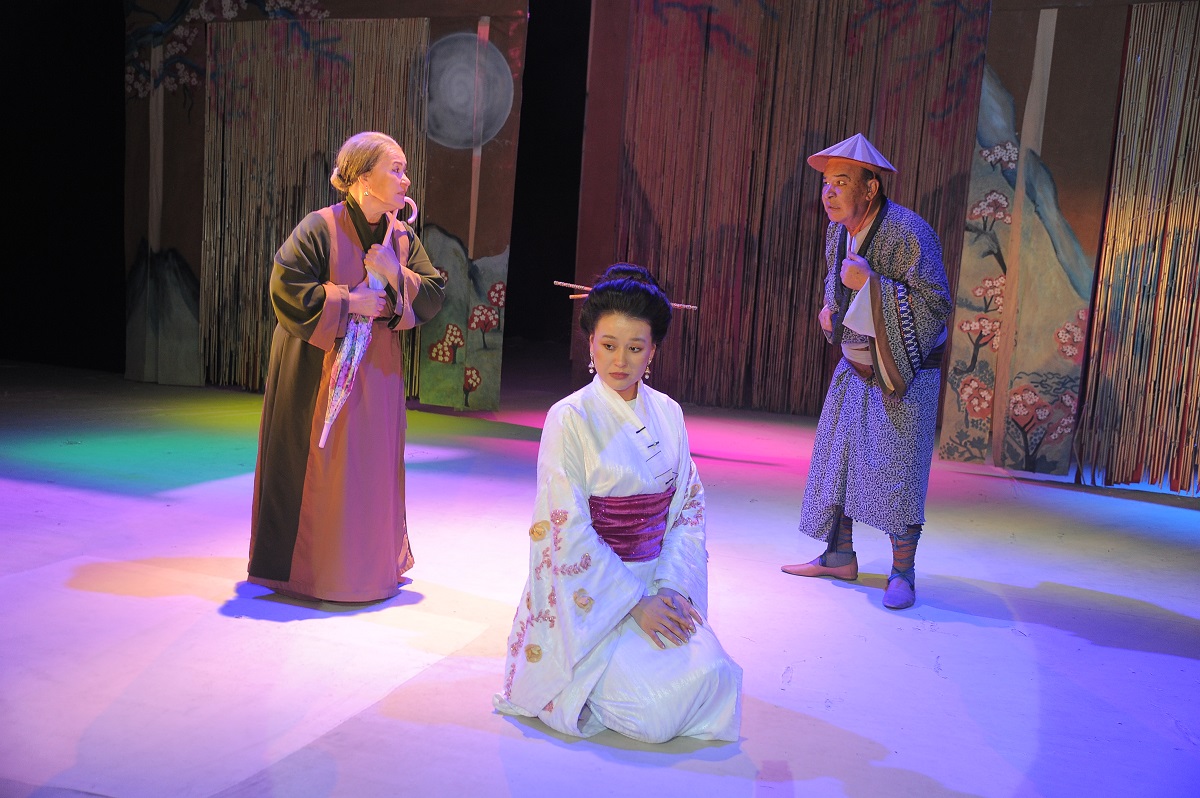 Сказка «Журавлиные перья» прозвучала в японском стиле