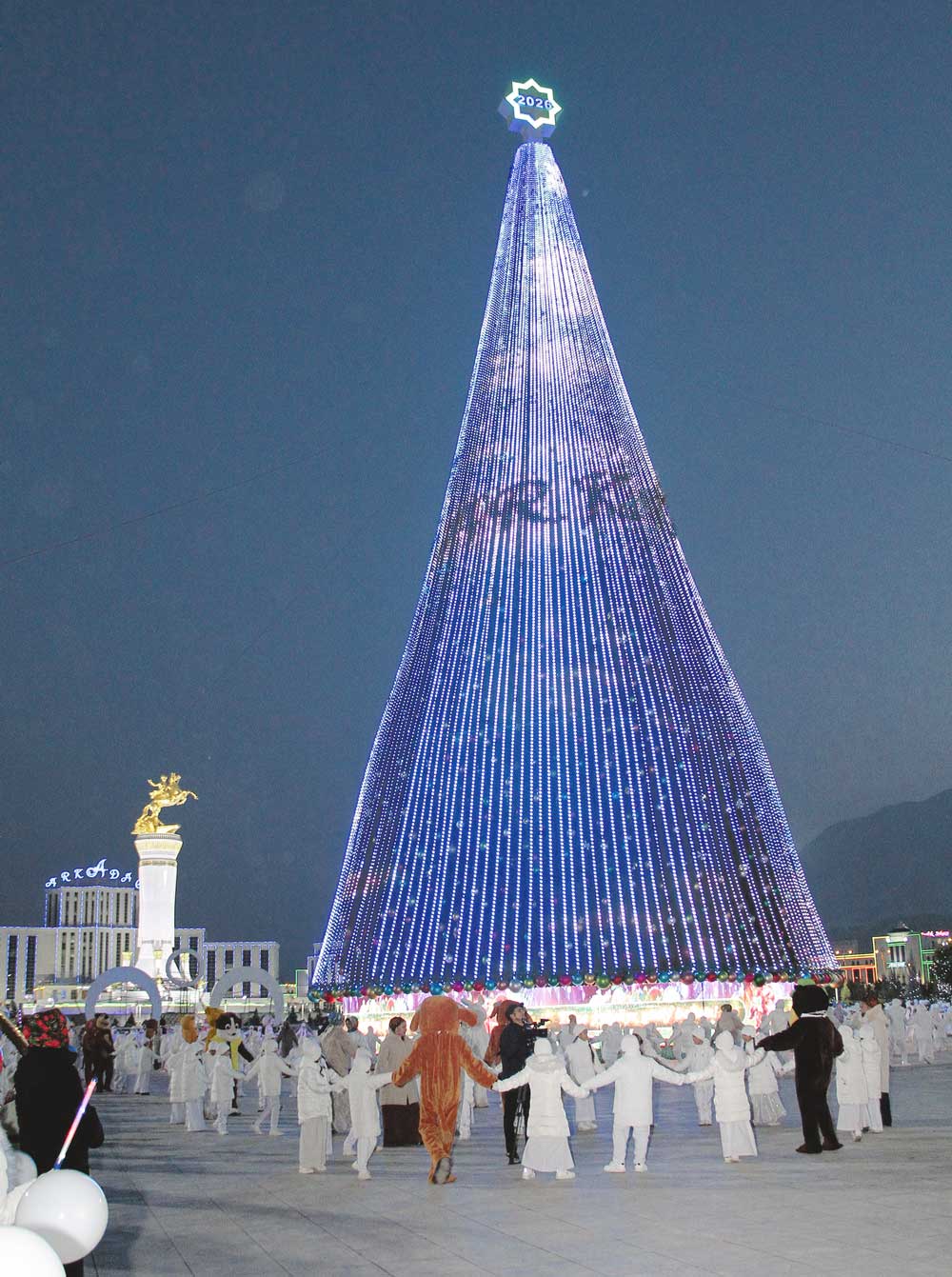 The Lights on the Country’s Main New Year’s Tree were turned on