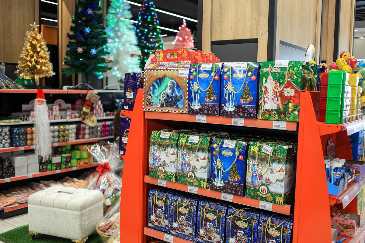 Festive trade as a reflection of abundance and prosperity