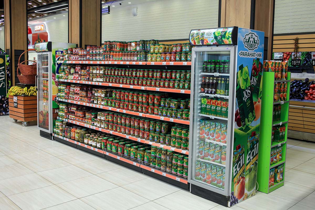 Festive trade as a reflection of abundance and prosperity