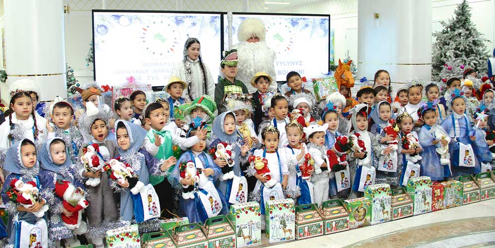 Arkadag şäherinde Täze ýyl dabaralary