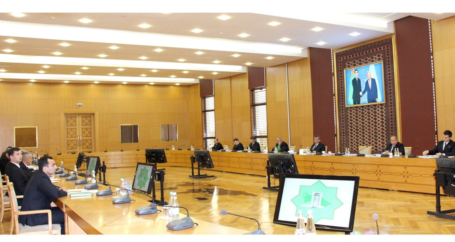 В МИД прошло очередное заседание Межведомственной комиссии Туркменистана по вопросам Каспийского моря