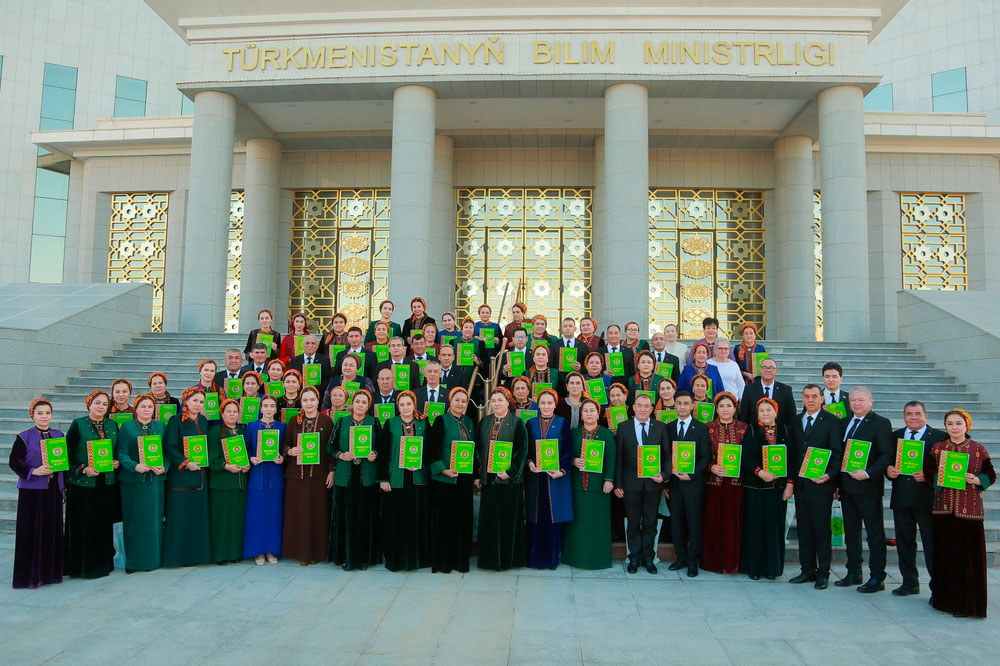 Awards were presented to leading education workers in Turkmenistan