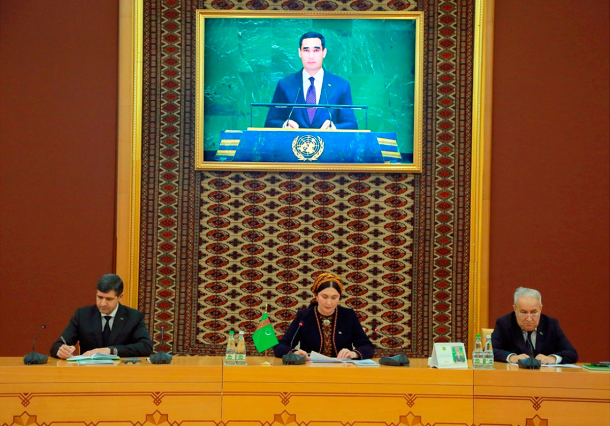 Türkmenistanyň Daşary işler ministrliginde Türkmenistanyň FAO bilen hyzmatdaşlygyna bagyşlanan brifing geçirildi
