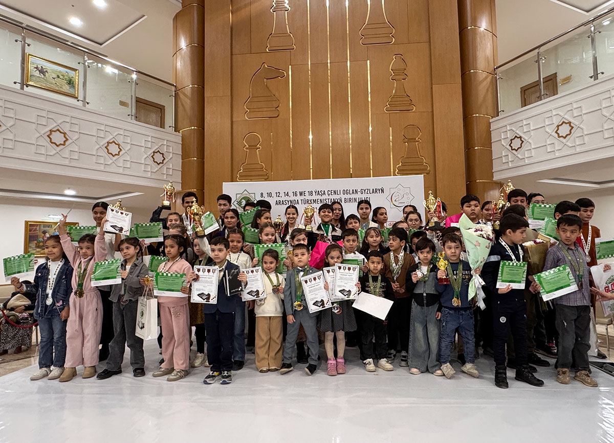 В Туркменистане подведены итоги детско-юношеского чемпионата по шахматам