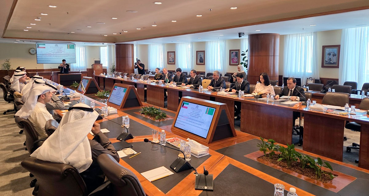 El-Kuweýt şäherinde türkmen-kuweýt işewürlik hyzmatdaşlygyny ösdürmegiň mümkinçilikleri ara alnyp maslahatlaşyldy