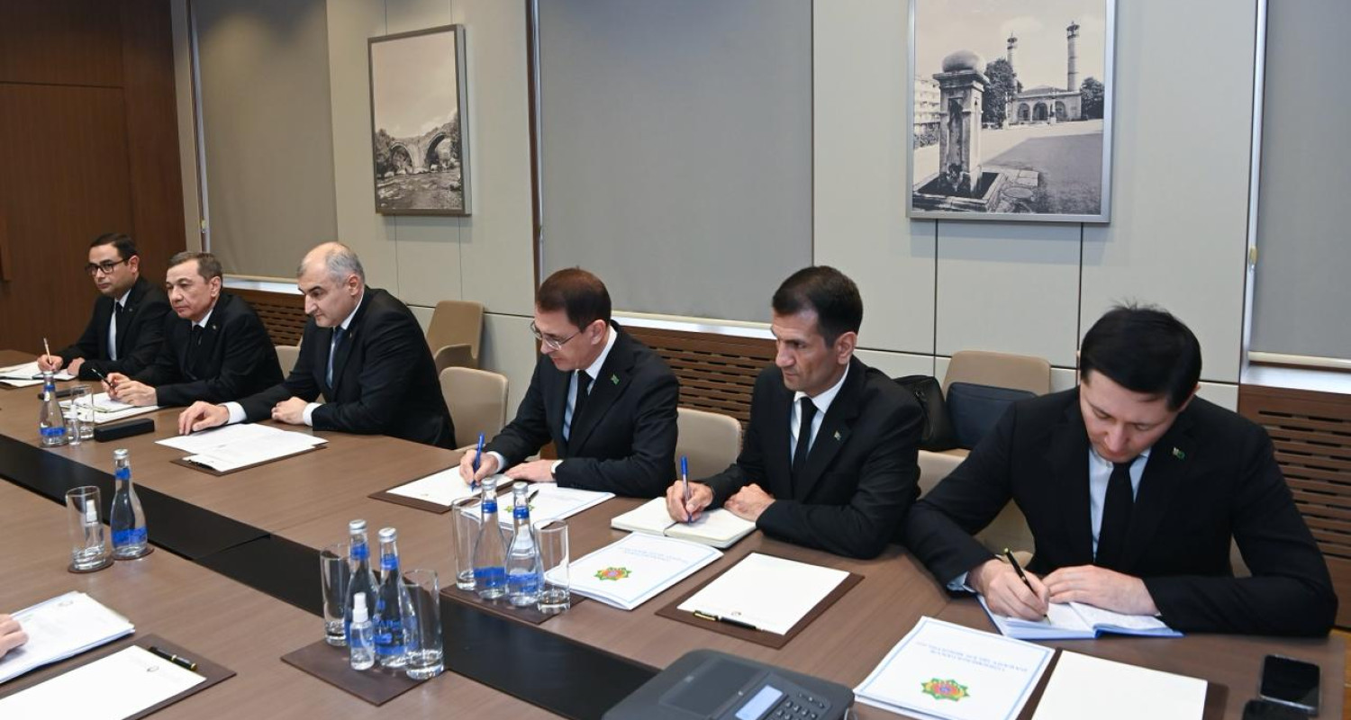 Встреча заместителя министра иностранных дел Туркменистана с Министром иностранных дел Азербайджана