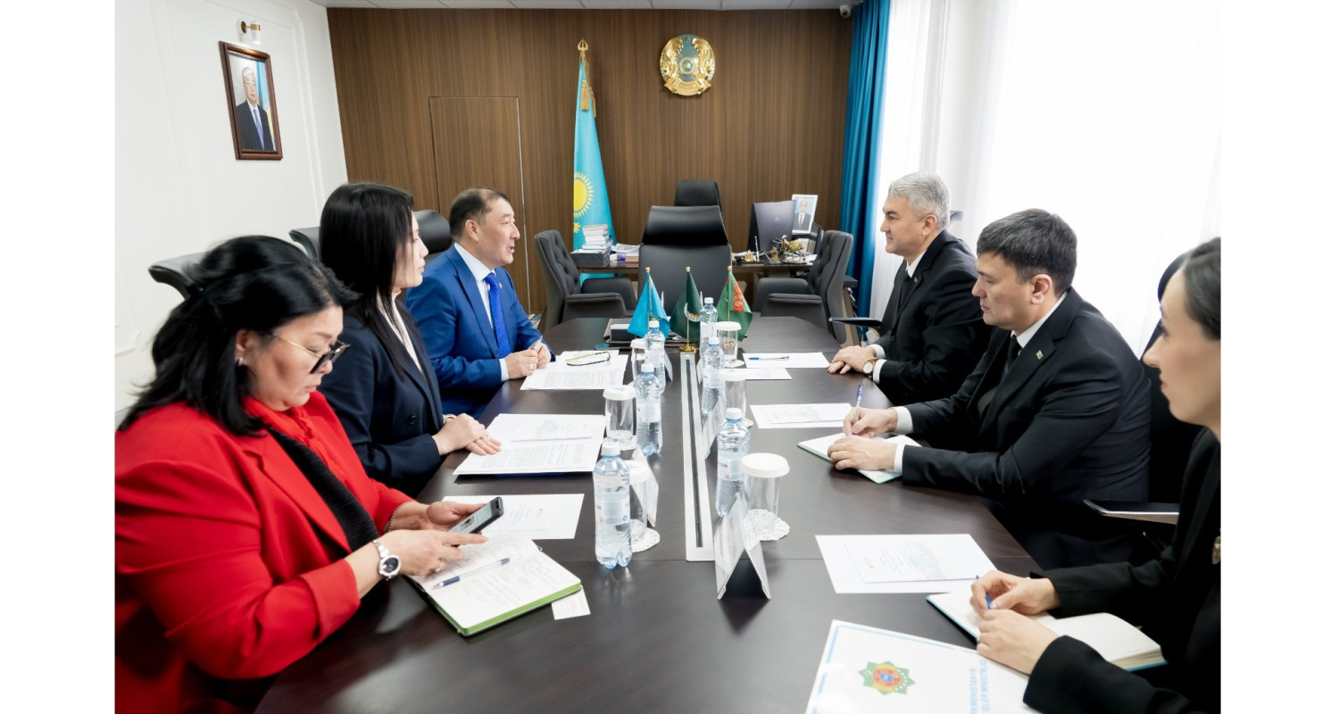 Türkmenistanyň Gazagystan Respublikasyndaky Ilçisi S.Seýfullin adyndaky Gazak agrotehniki barlag uniwersitetinde leksiýa bilen çykyş etdi