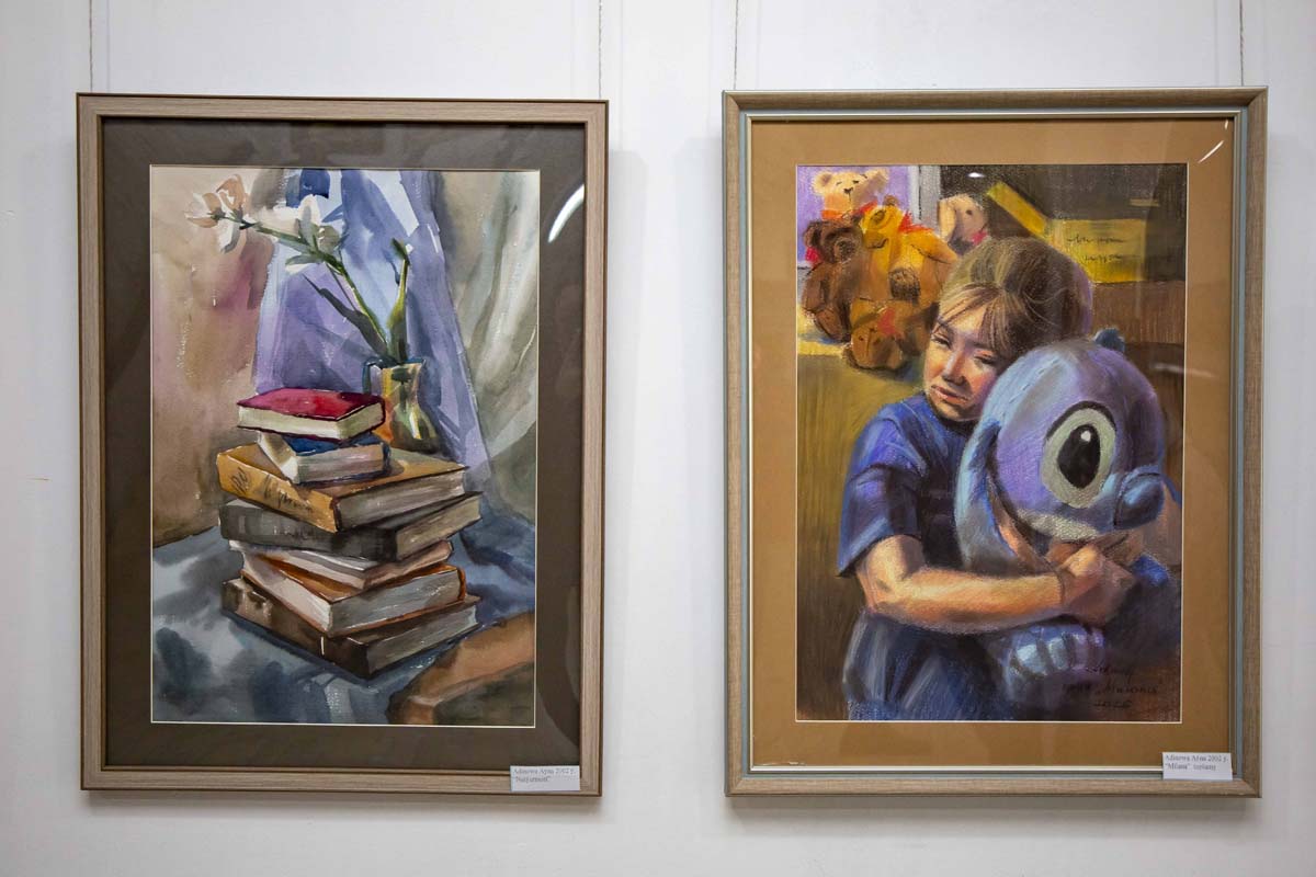 Авторы работ на выставке к 8 Марта - только женщины