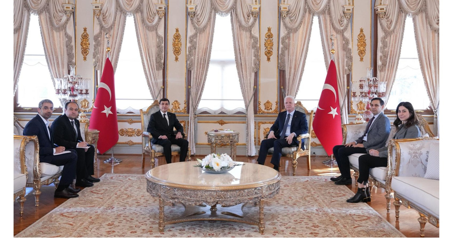 Türkmenistanyň Baş konsulynyň Stambul şäheriniň häkimi bilen duşuşygy
