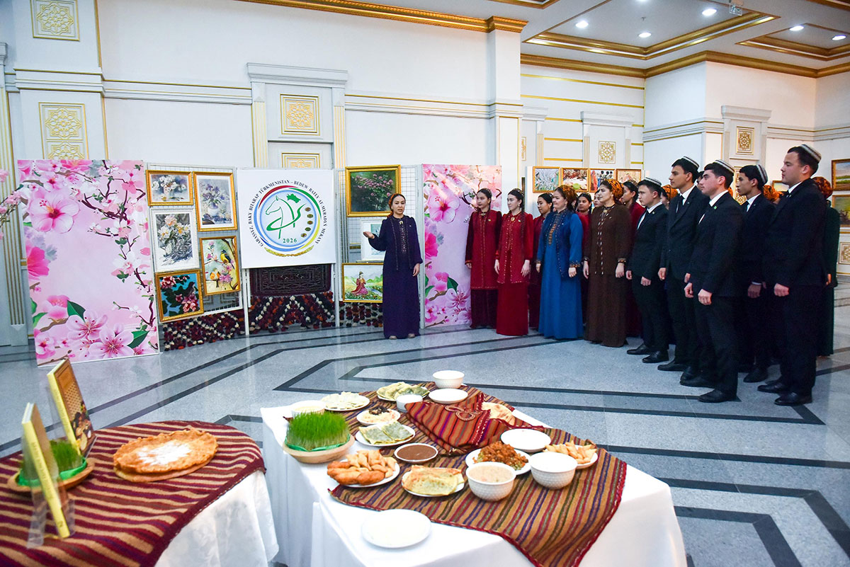 Конференция и выставка, посвящённые Национальному празднику весны