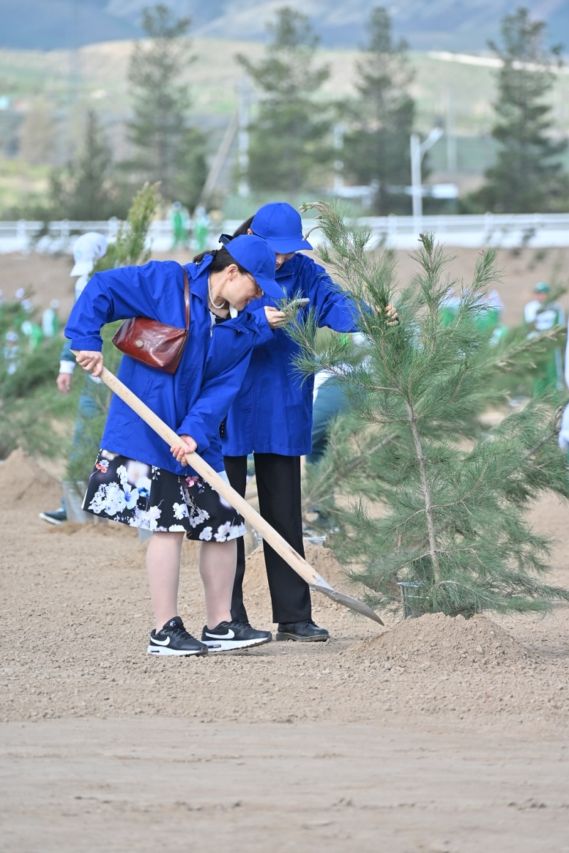 Hormatly Prezidentimiz Serdar Berdimuhamedow ählihalk bag ekmek dabarasyna gatnaşdy