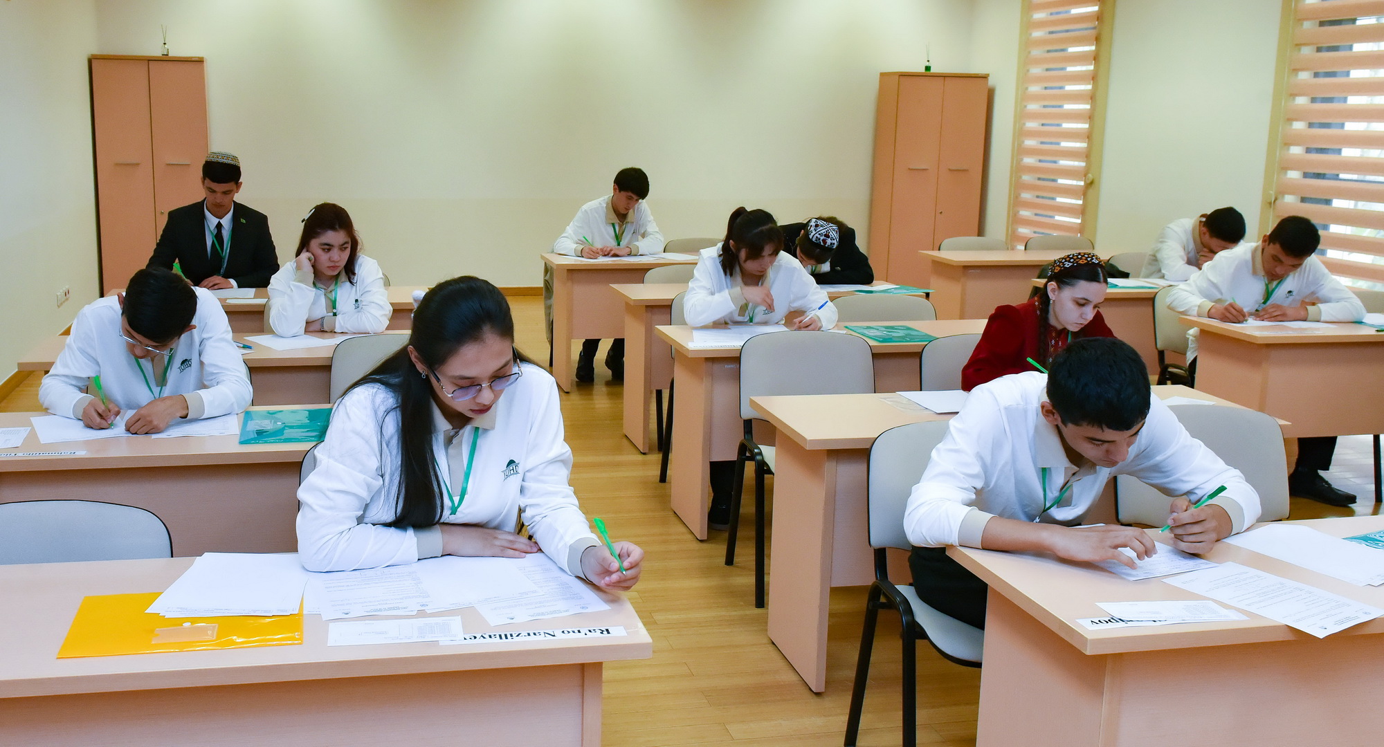 Aşgabatda matematika boýunça VI Açyk olimpiada başlandy