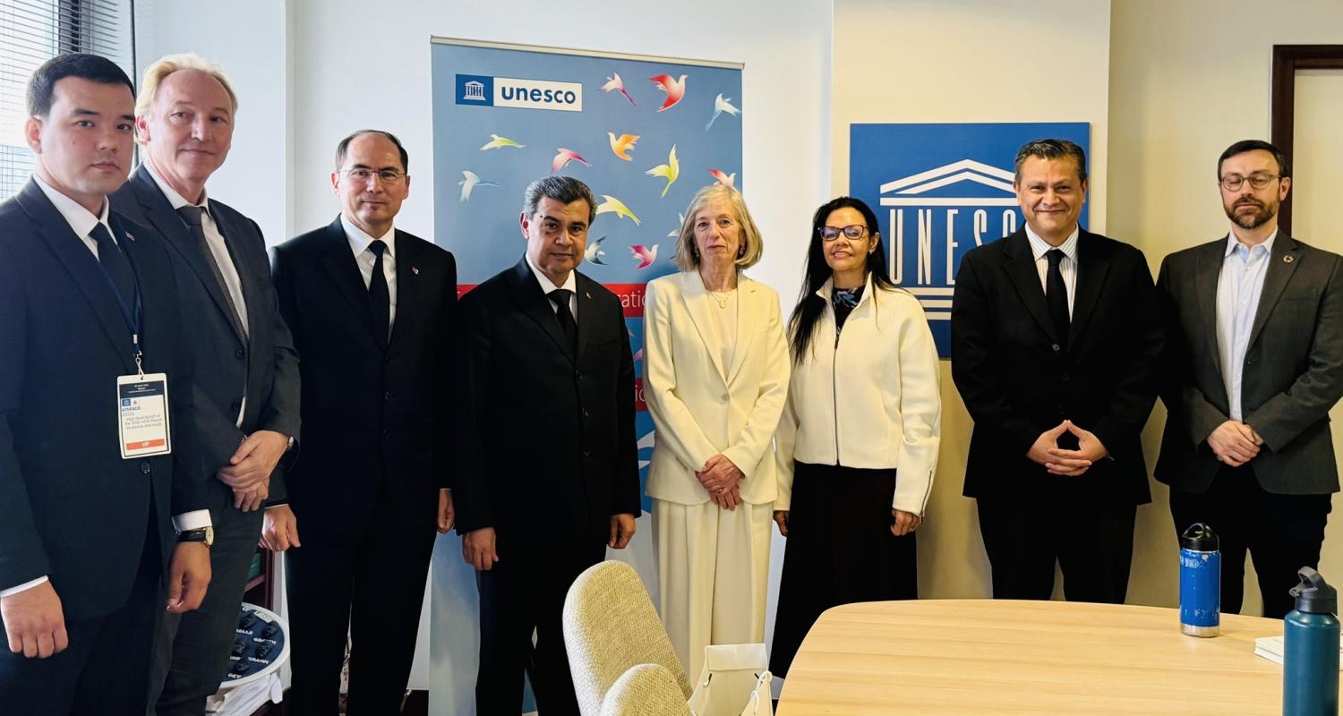 Türkmenistan wekiliýetiniň Pariž şäherindäki ÝUNESKO-nyň çärelerine gatnaşmagy we bilim ulgamynda halkara hyzmatdaşlygyň ösdürilmegi