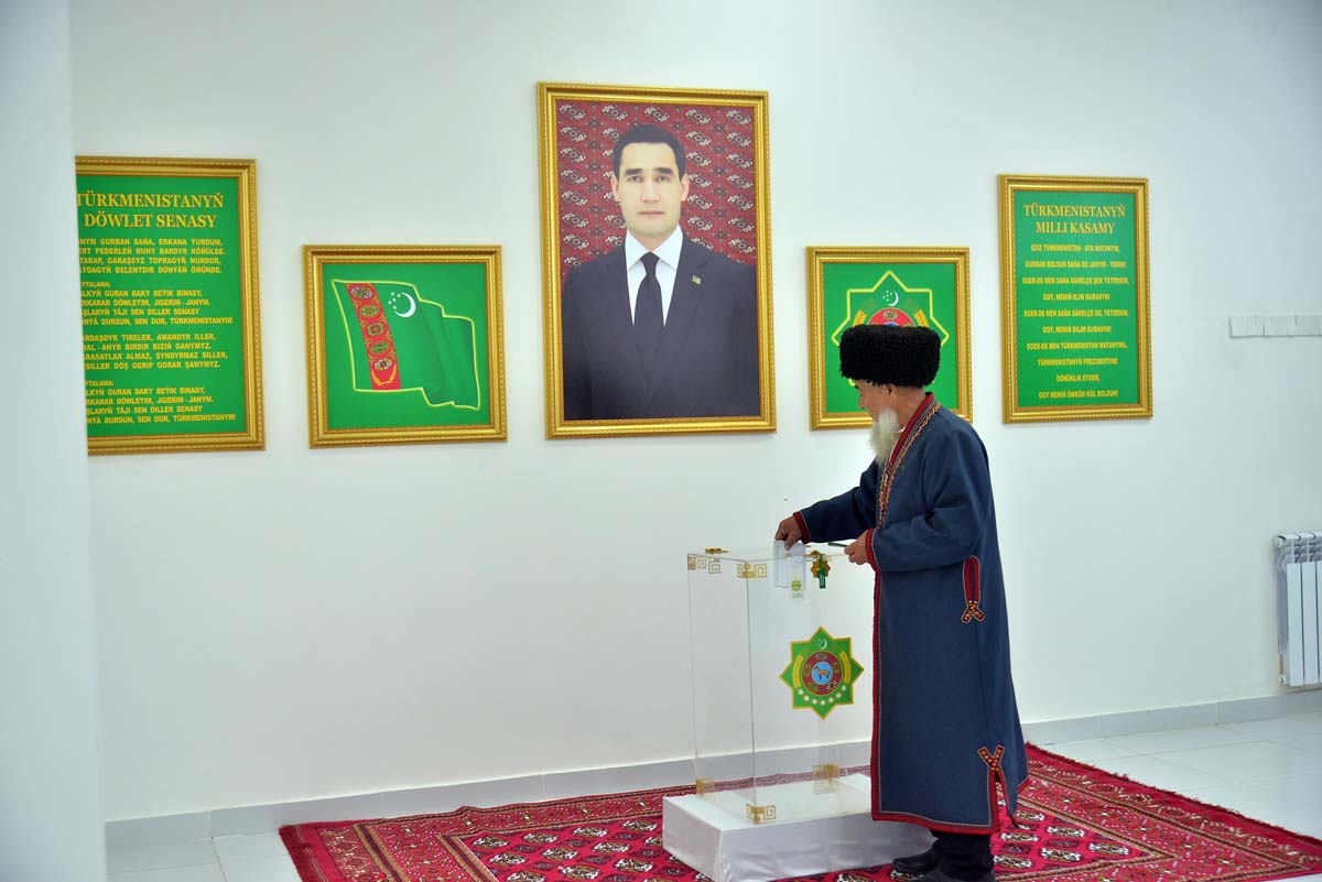 Demokratiýa we aýanlyk — Türkmenistanyň saýlaw ulgamynyň binýatlyk esaslary