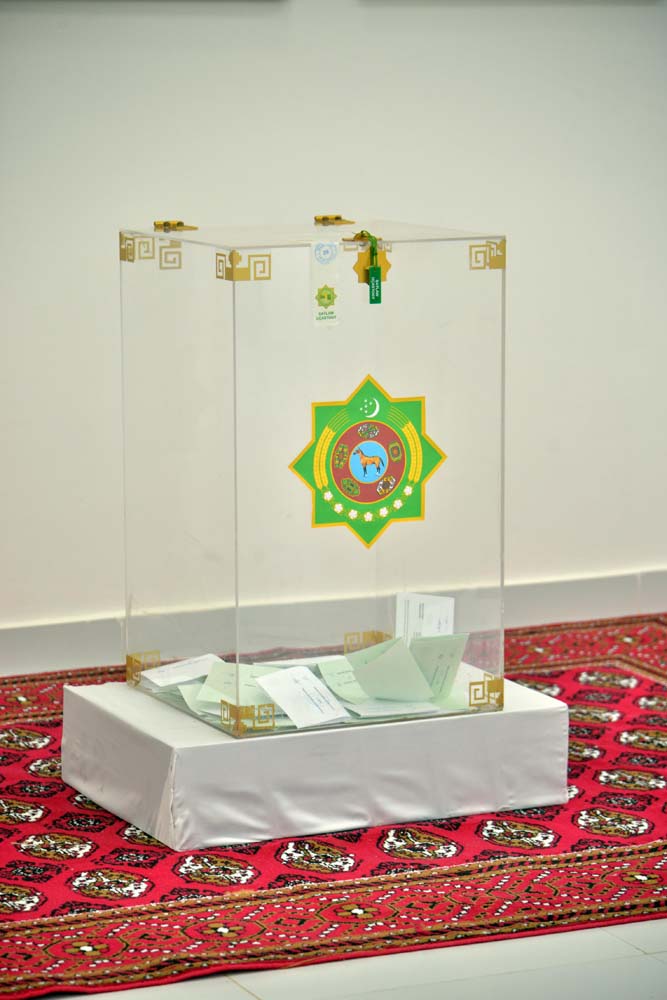 Demokratiýa we aýanlyk — Türkmenistanyň saýlaw ulgamynyň binýatlyk esaslary