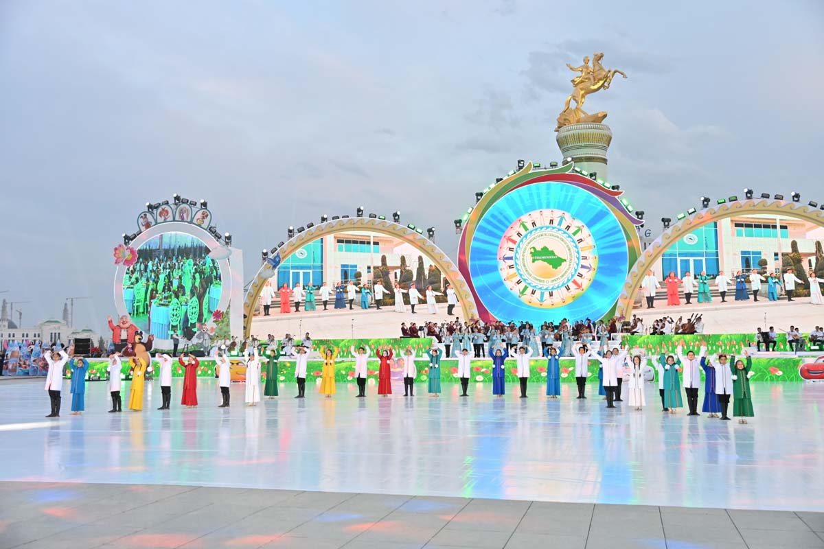 Arkadag şäherinde Gurbanguly Berdimuhamedow adyndaky Howandarlyga mätäç çagalara hemaýat bermek boýunça haýyr-sahawat gaznasynyň döredilmeginiň 5 ýyllygy mynasybetli dabaraly çäre geçirildi