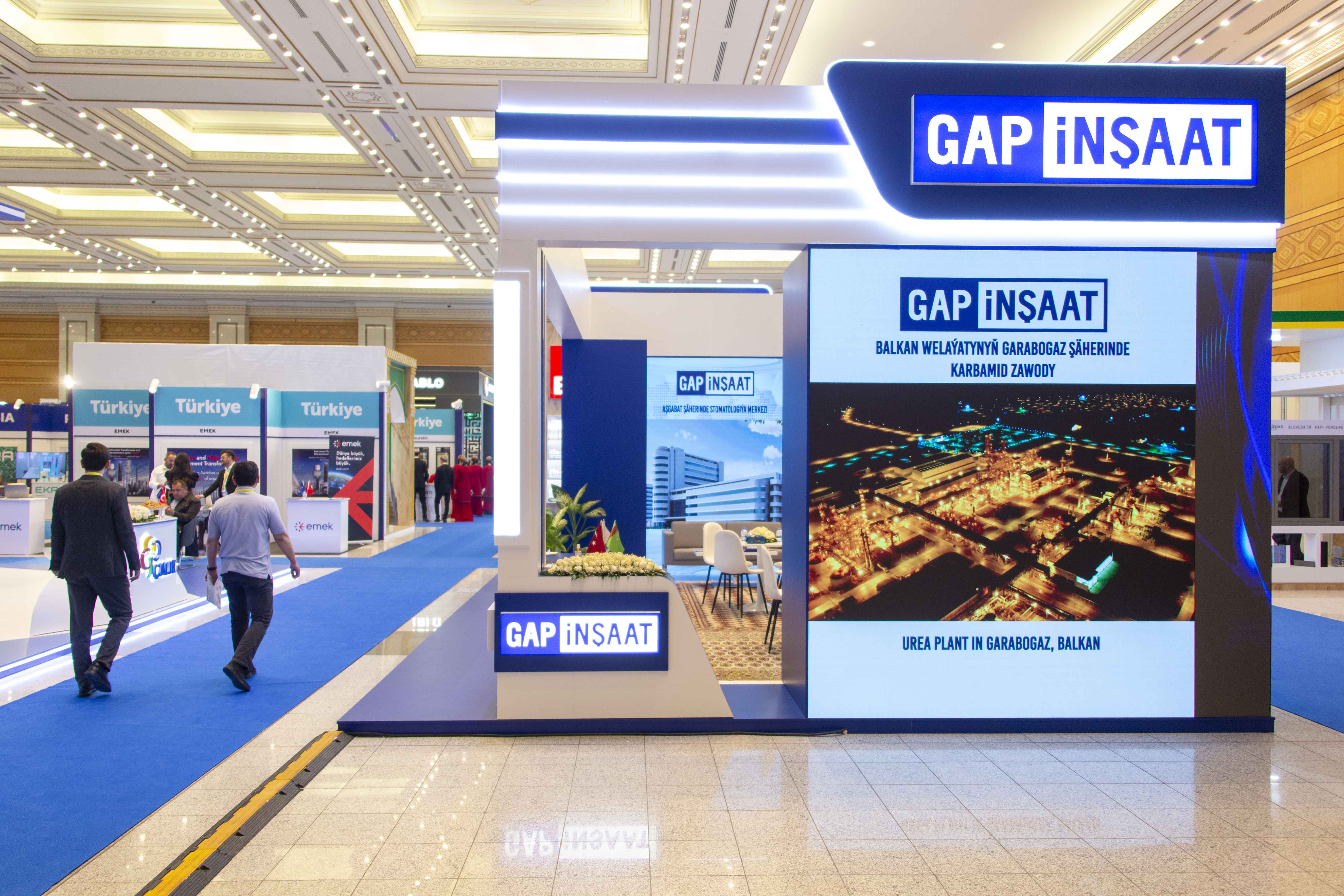 Paýtagtymyzda «Hyzmatdaşlyk we ösüş» atly köpugurly halkara sergi açyldy