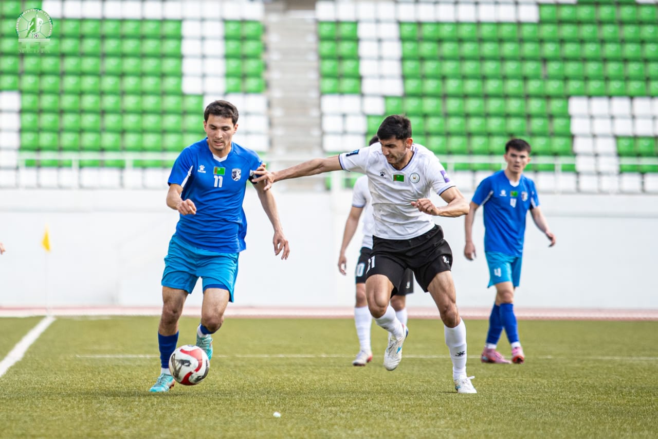 «Ахал» и «Шагадам» с победы стартовали в 34-м чемпионате Туркменистана по футболу