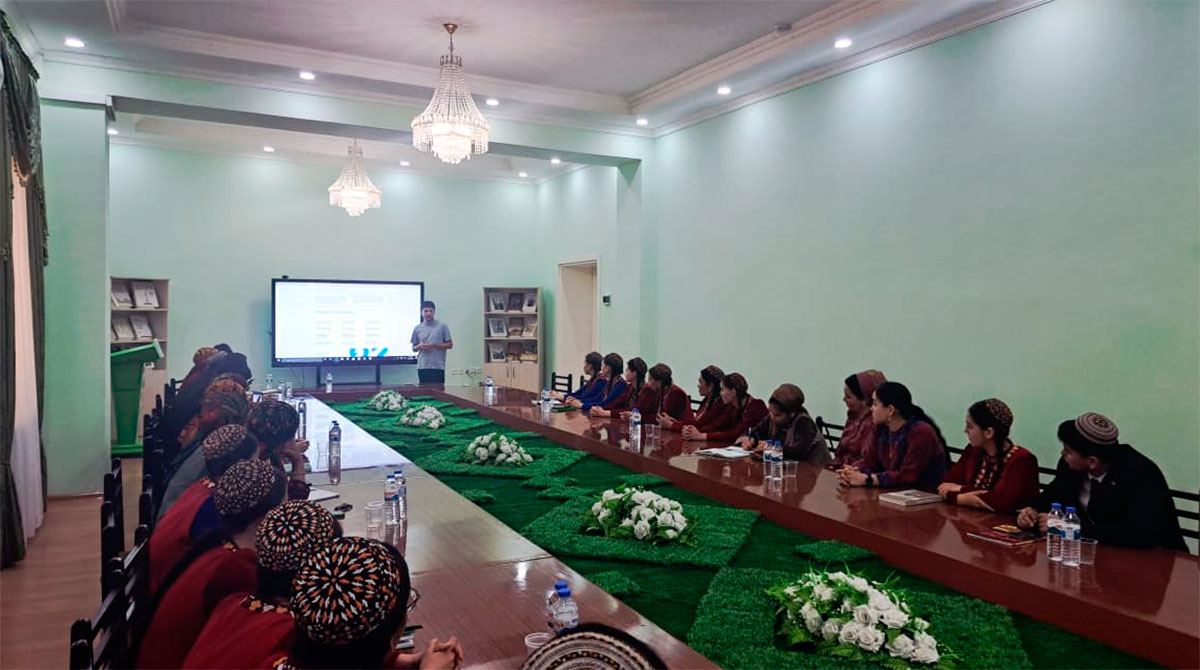 Brendleriň psihologiýasy boýunça açyk sapak geçirildi