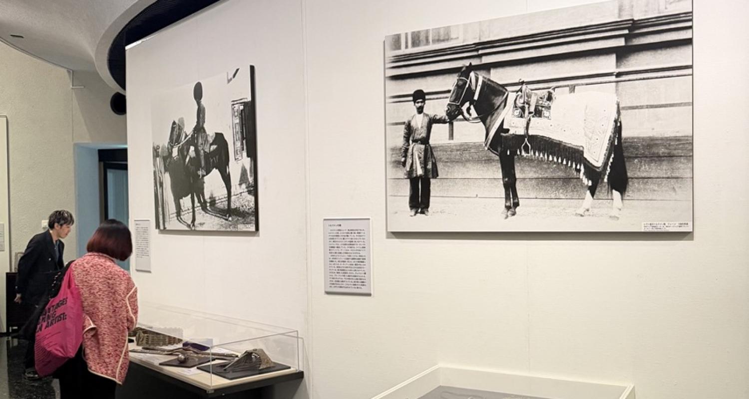 Tokioda türkmen milli gadymy lybaslarynyň, el işleriniň we şaý-sepleriniň sergisi açyldy