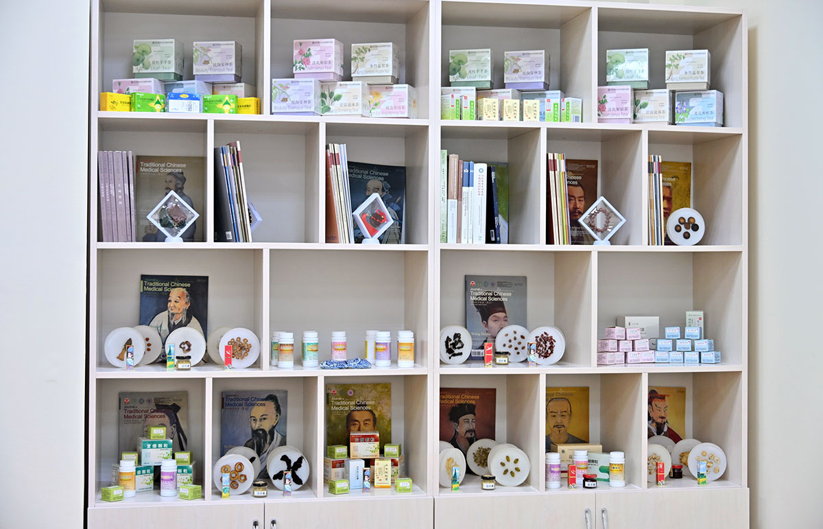 Visit of the delegation of Beijing University of Chinese Medicine to Turkmenistan