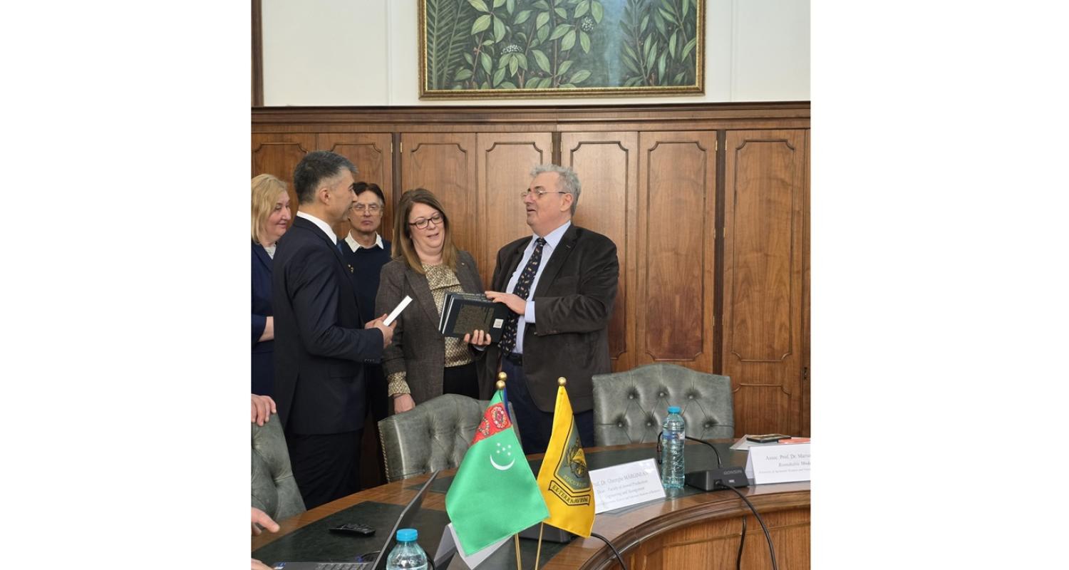 An international scientific round table dedicated to the 35th anniversary of the Independence of Turkmenistan and the motto of 2026 was held in Romania