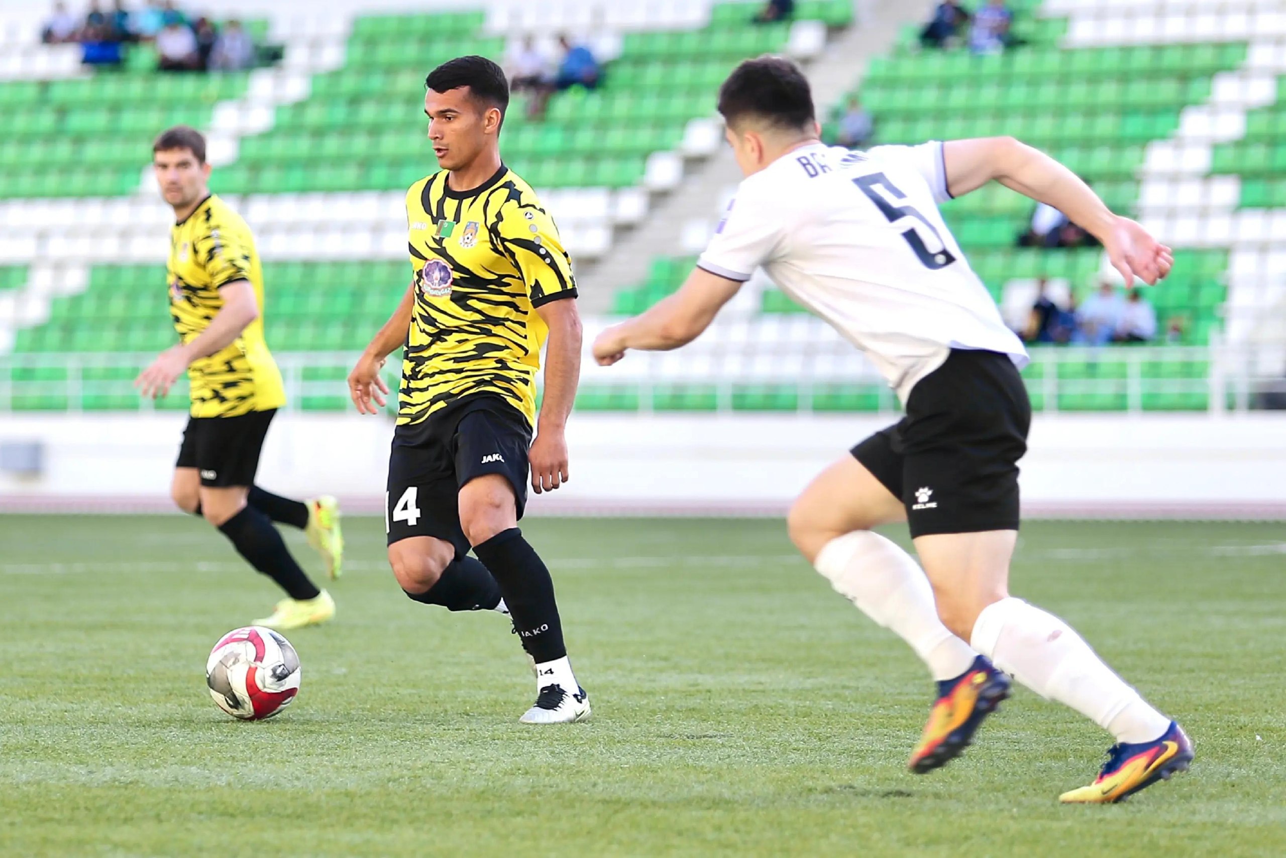 “Ahal” and “Altyn Asyr” Share the Spoils in the Turkmenistan Football Championship 2026