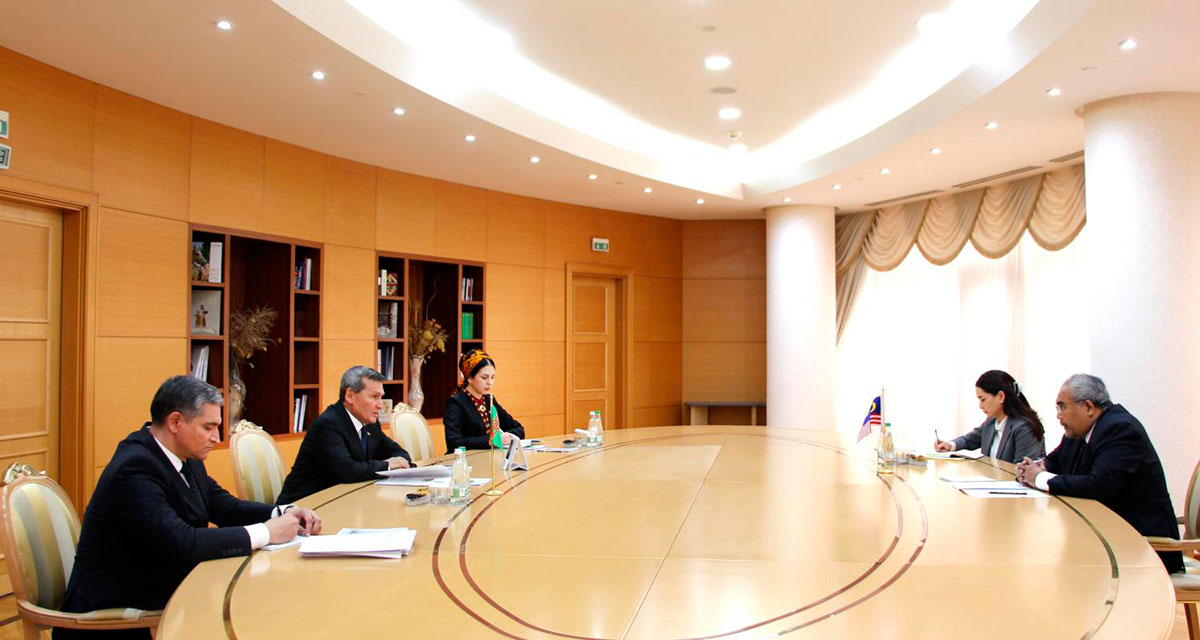 Meeting of the Minister of Foreign Affairs of Turkmenistan with the Ambassador of Malaysia to Turkmenistan