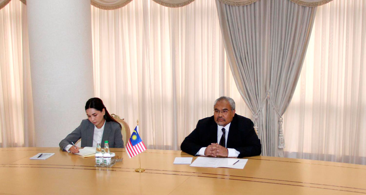 Meeting of the Minister of Foreign Affairs of Turkmenistan with the Ambassador of Malaysia to Turkmenistan
