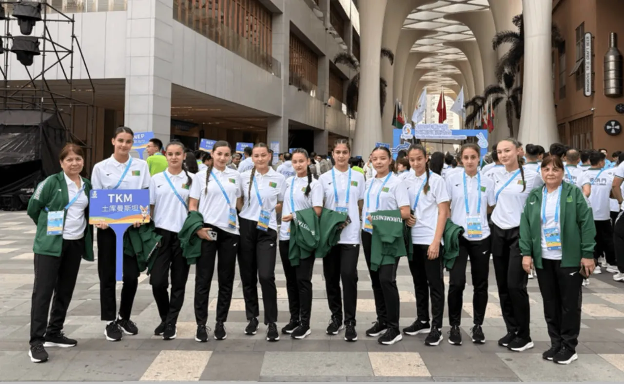 Turkmen Women’s Handball Team Advances to the Semifinals at the 6th Asian Beach Games in China