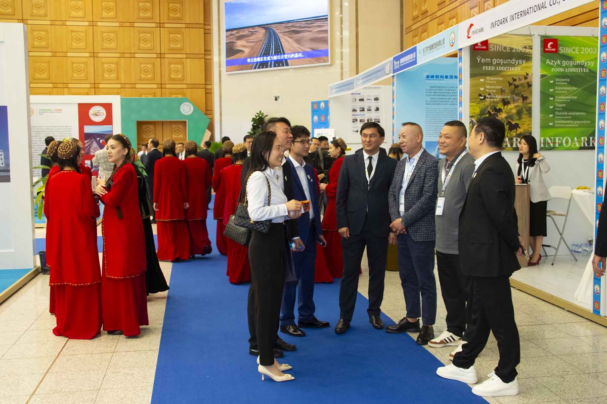 The Turkmen-Chinese business forum and exhibition held in the capital