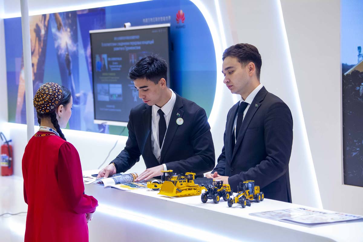 The Turkmen-Chinese business forum and exhibition held in the capital