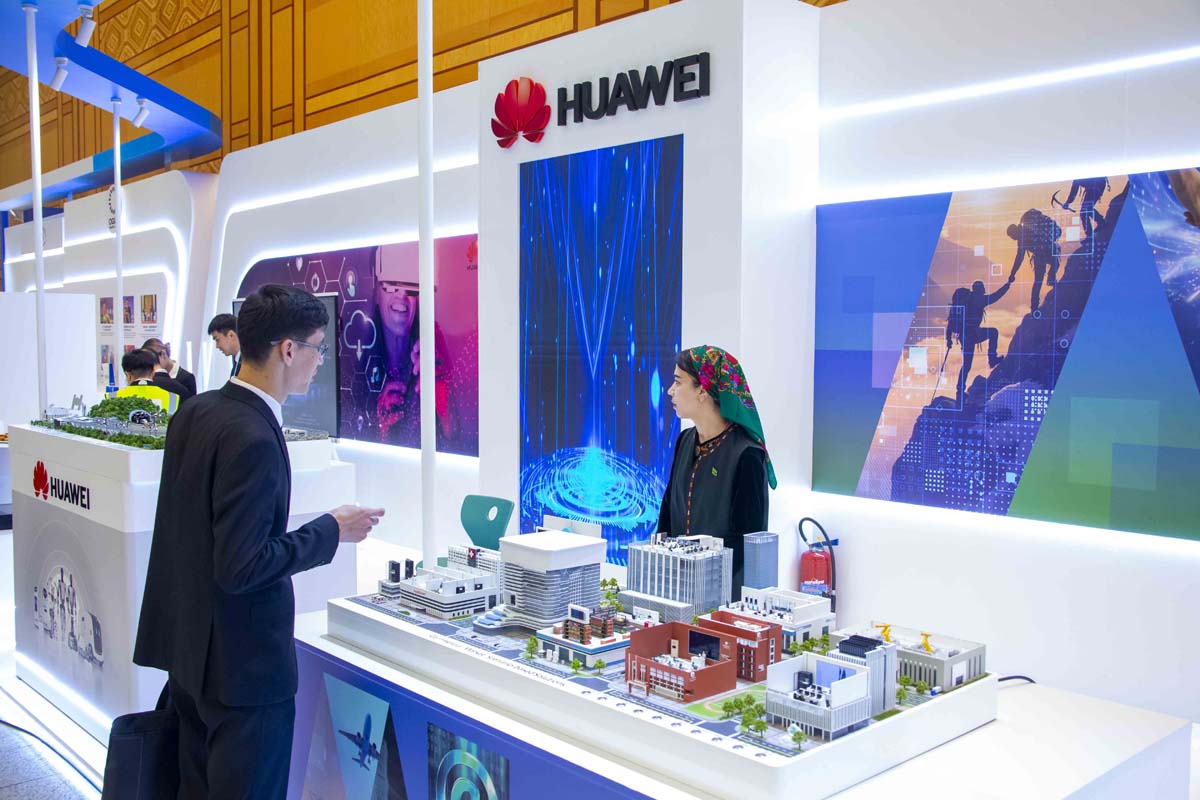 The Turkmen-Chinese business forum and exhibition held in the capital