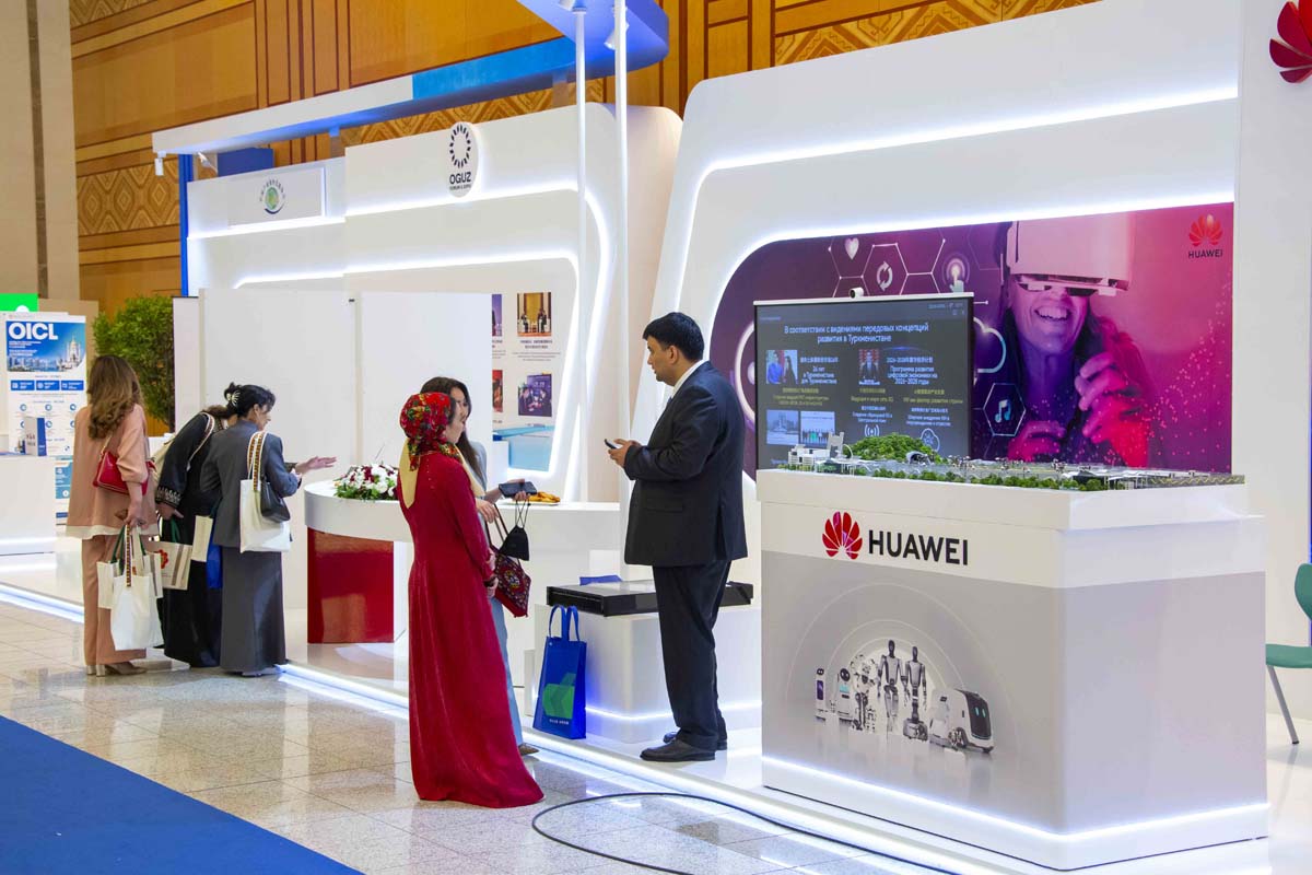 The Turkmen-Chinese business forum and exhibition held in the capital