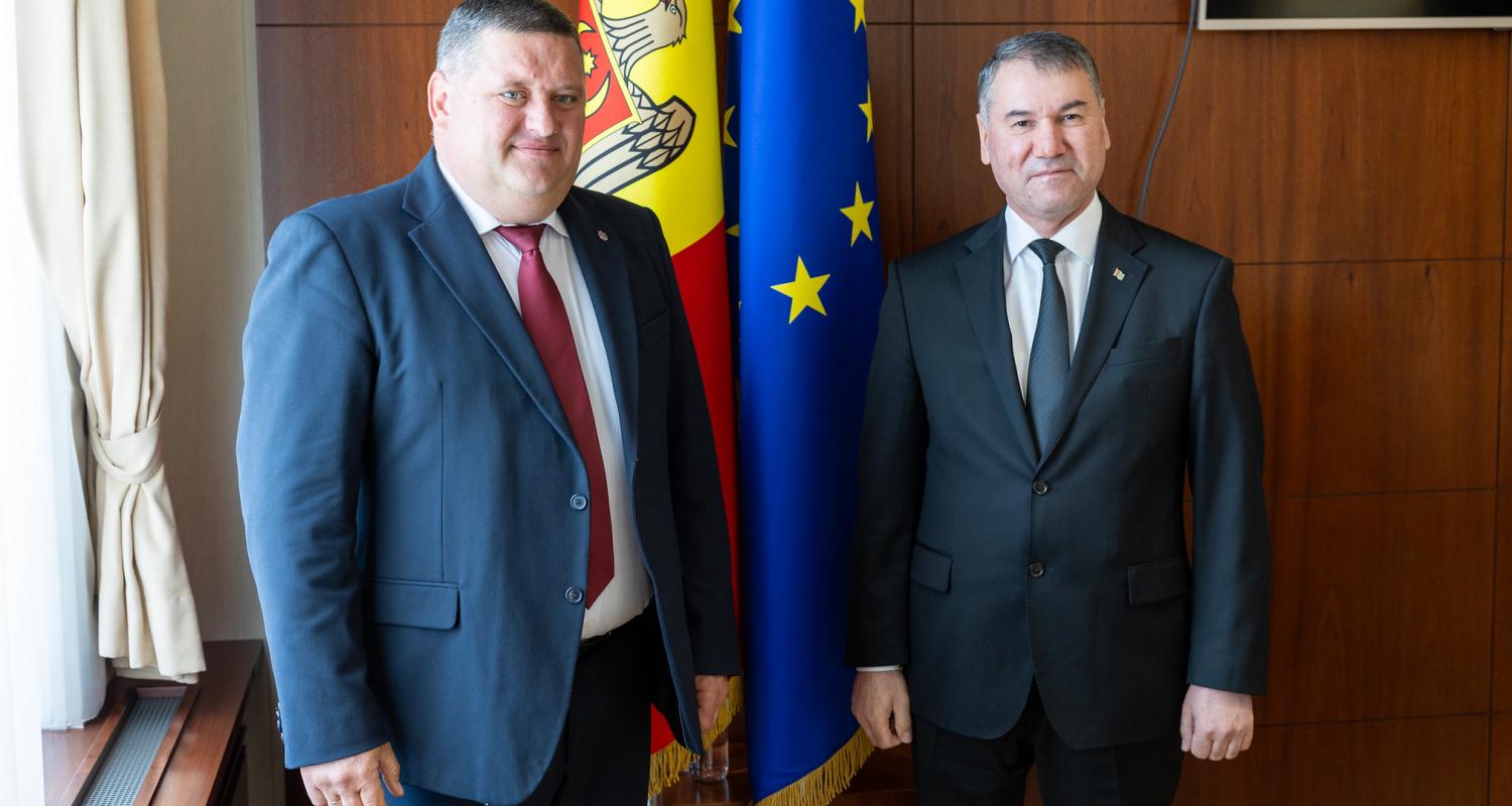 The meetings of the Ambassador of Turkmenistan to the Republic of Moldova at the Parliament and Chamber of Commerce and Industry