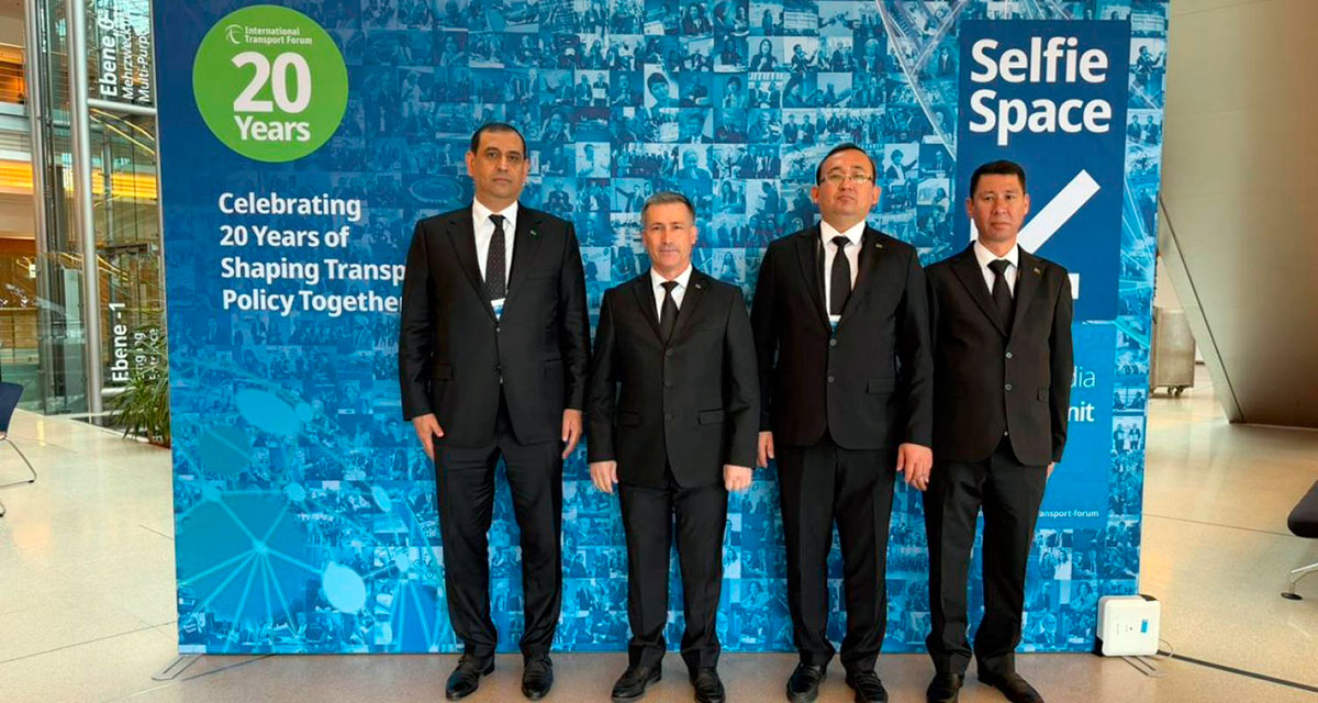 Türkmenistanyň wekiliýeti Halkara ulag forumynyň her ýylky sammitine