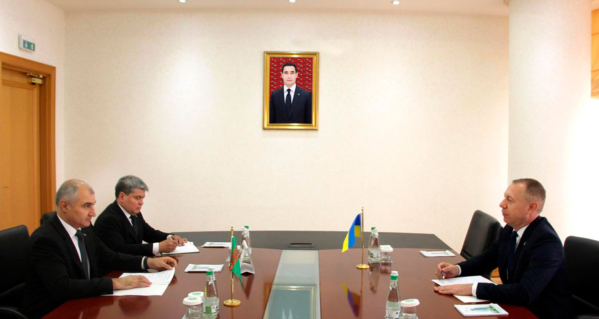 Ukrainanyň Türkmenistandaky wagtlaýyn işler ynanylan wekili bilen geçirilen duşuşyk barada