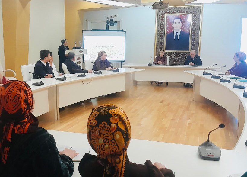 Роль зеленых технологий в производстве обсудили в Туркменистане