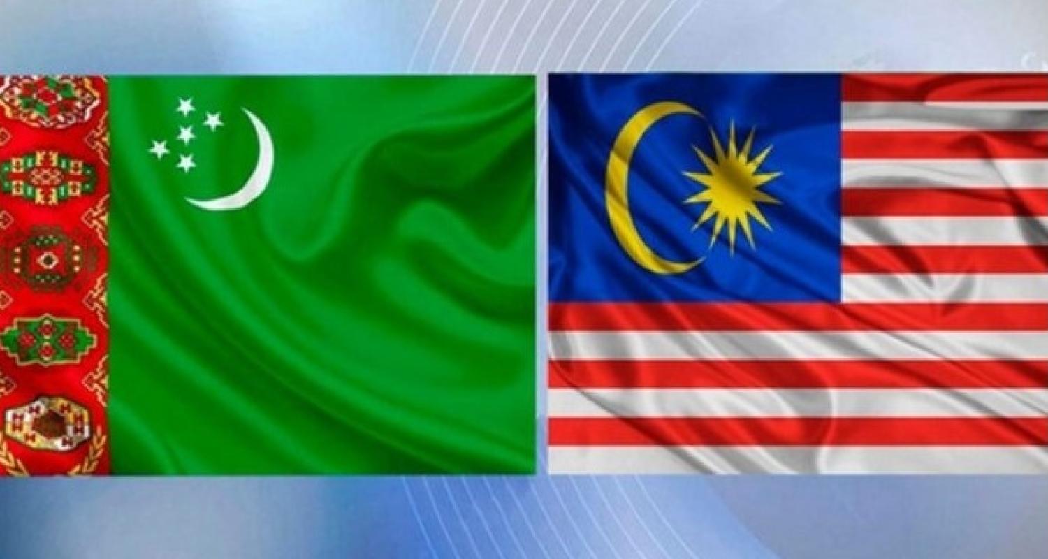 Telephone conversation held between the Foreign Ministers of Turkmenistan and Malaysia